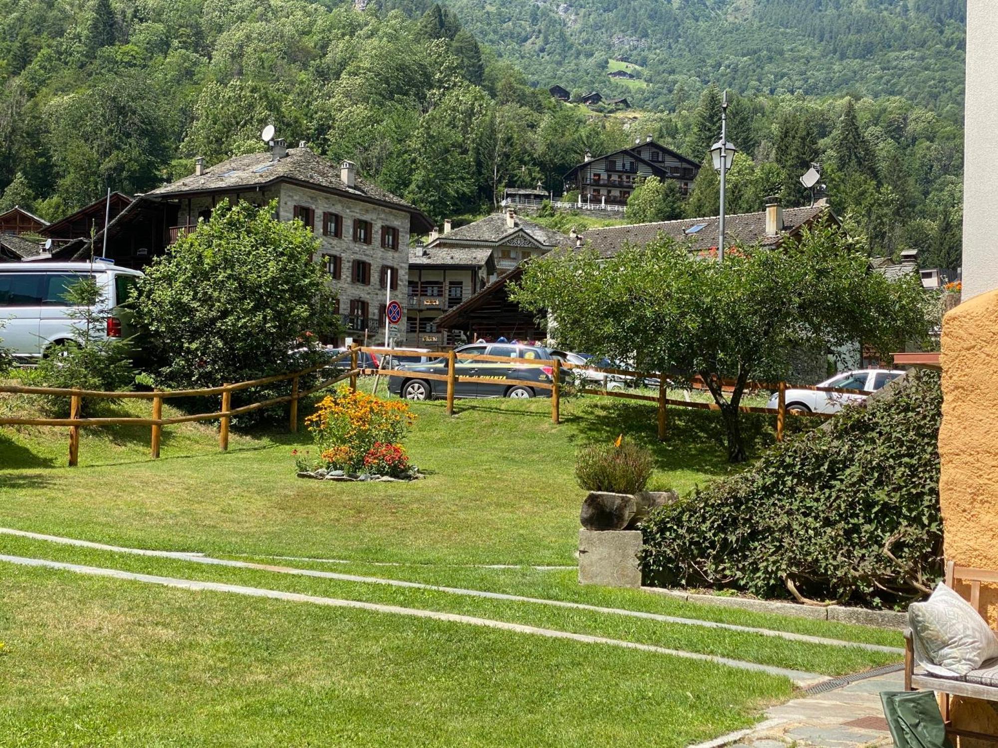 L'Aria Di Casa Bed & Breakfast Alagna Valsesia Dış mekan fotoğraf
